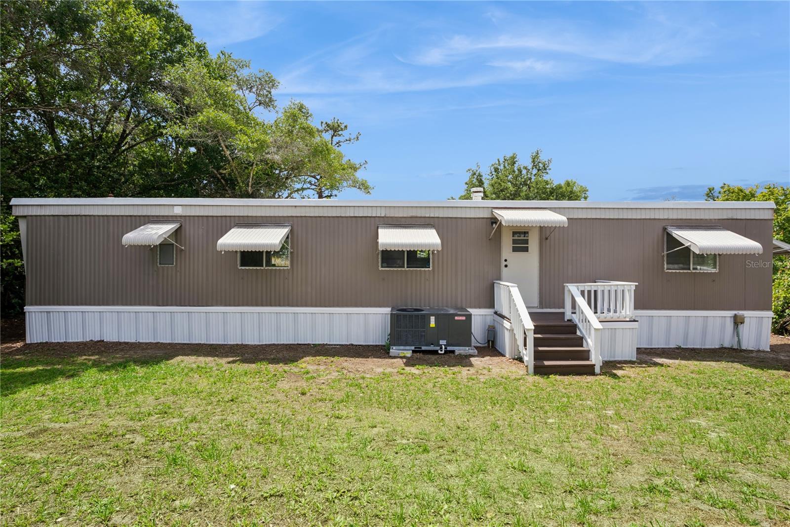 Image 17 of 20 For 18941 3rd Avenue