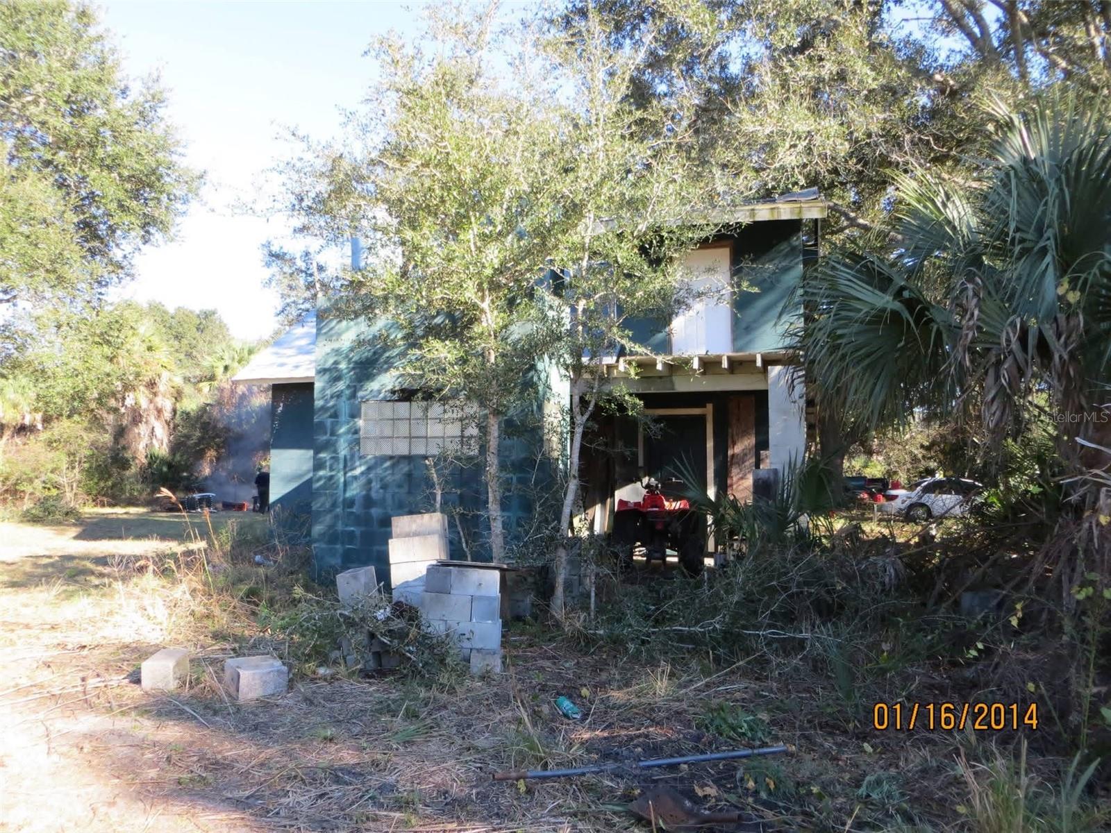 Image 4 of 8 For  No Street  