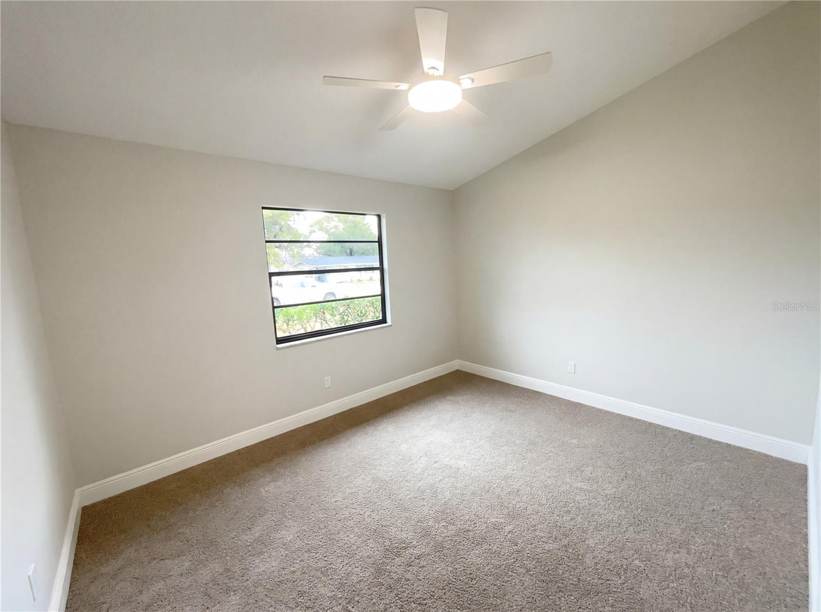 Image 11 of 24 For 4864 Lake Shore Drive