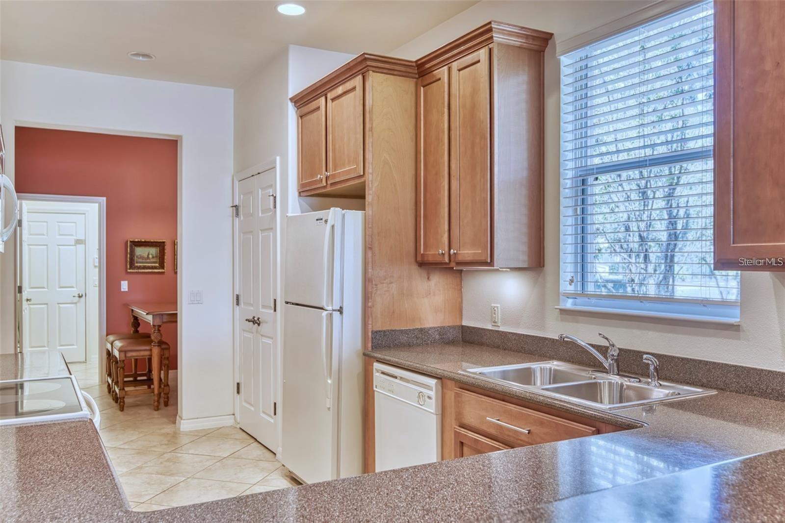 Image 10 of 66 For 2310 Palm Tree Drive