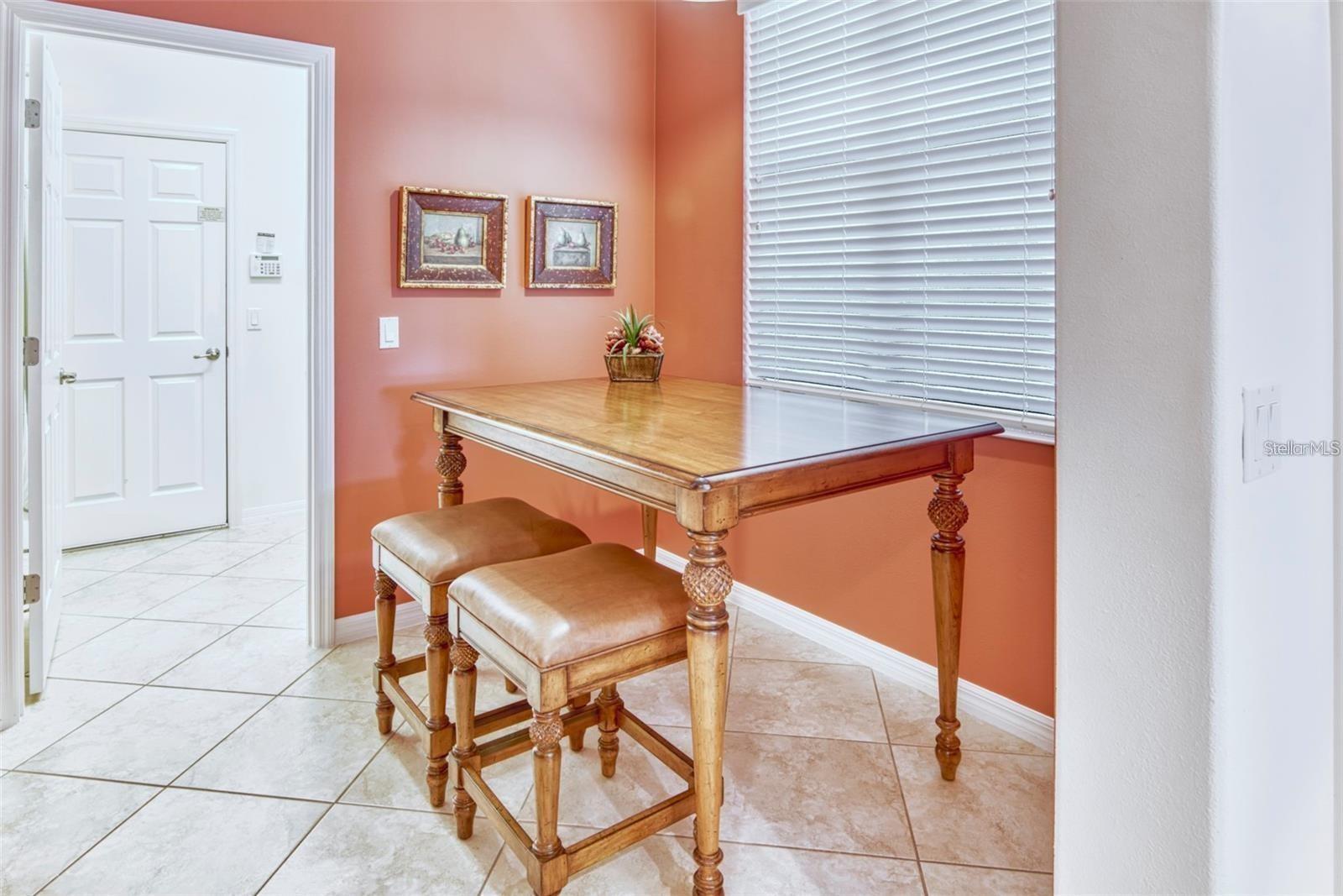 Image 12 of 66 For 2310 Palm Tree Drive