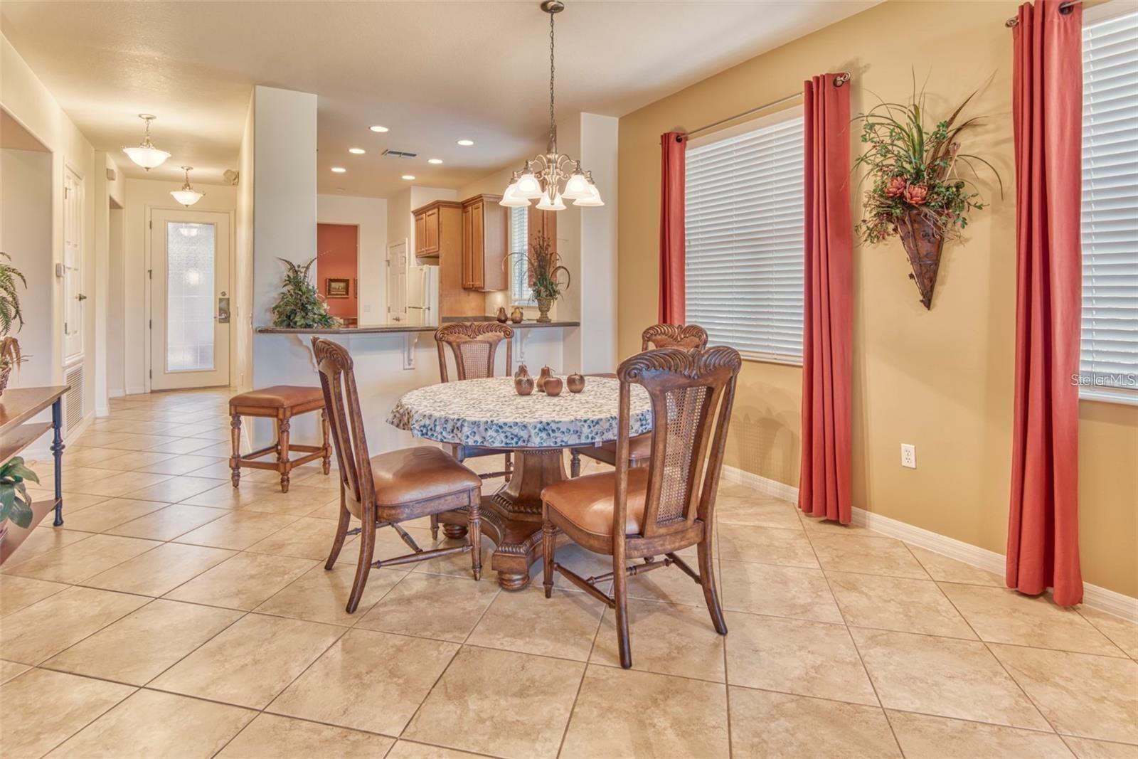 Image 14 of 66 For 2310 Palm Tree Drive