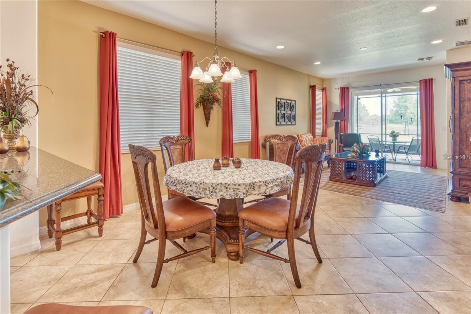 Image 15 of 66 For 2310 Palm Tree Drive