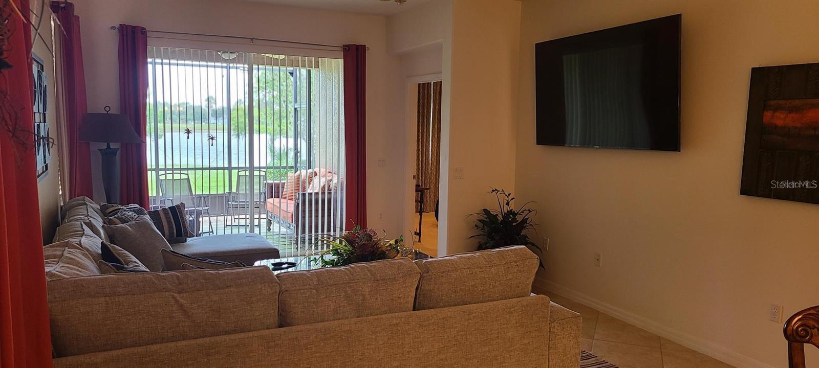 Image 18 of 66 For 2310 Palm Tree Drive