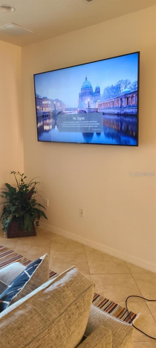 Image 19 of 66 For 2310 Palm Tree Drive