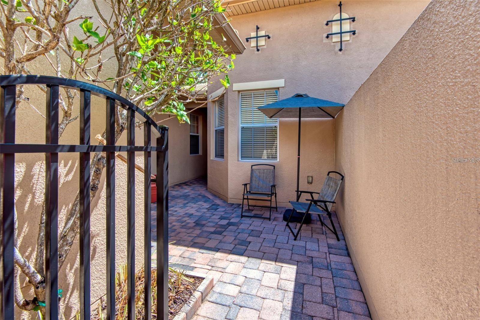 Image 4 of 66 For 2310 Palm Tree Drive