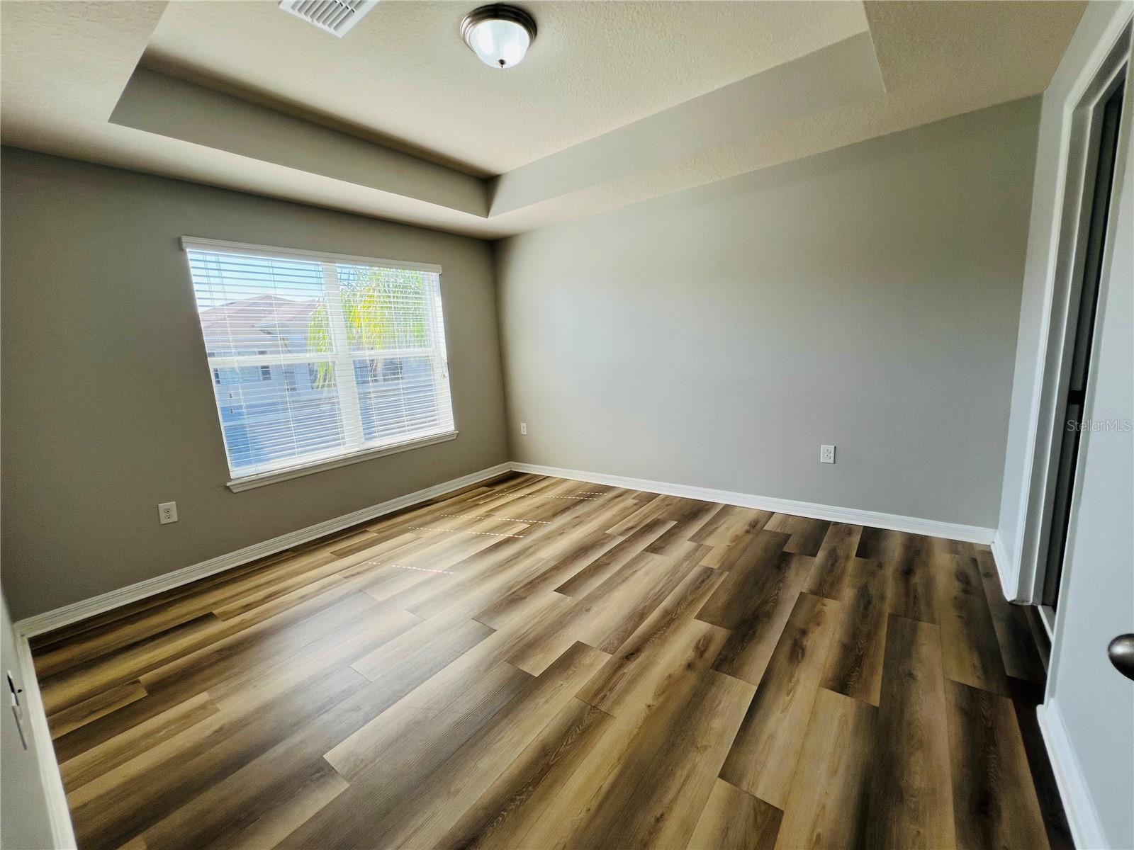 Image 13 of 26 For 6562 Goldenrod Road 80a