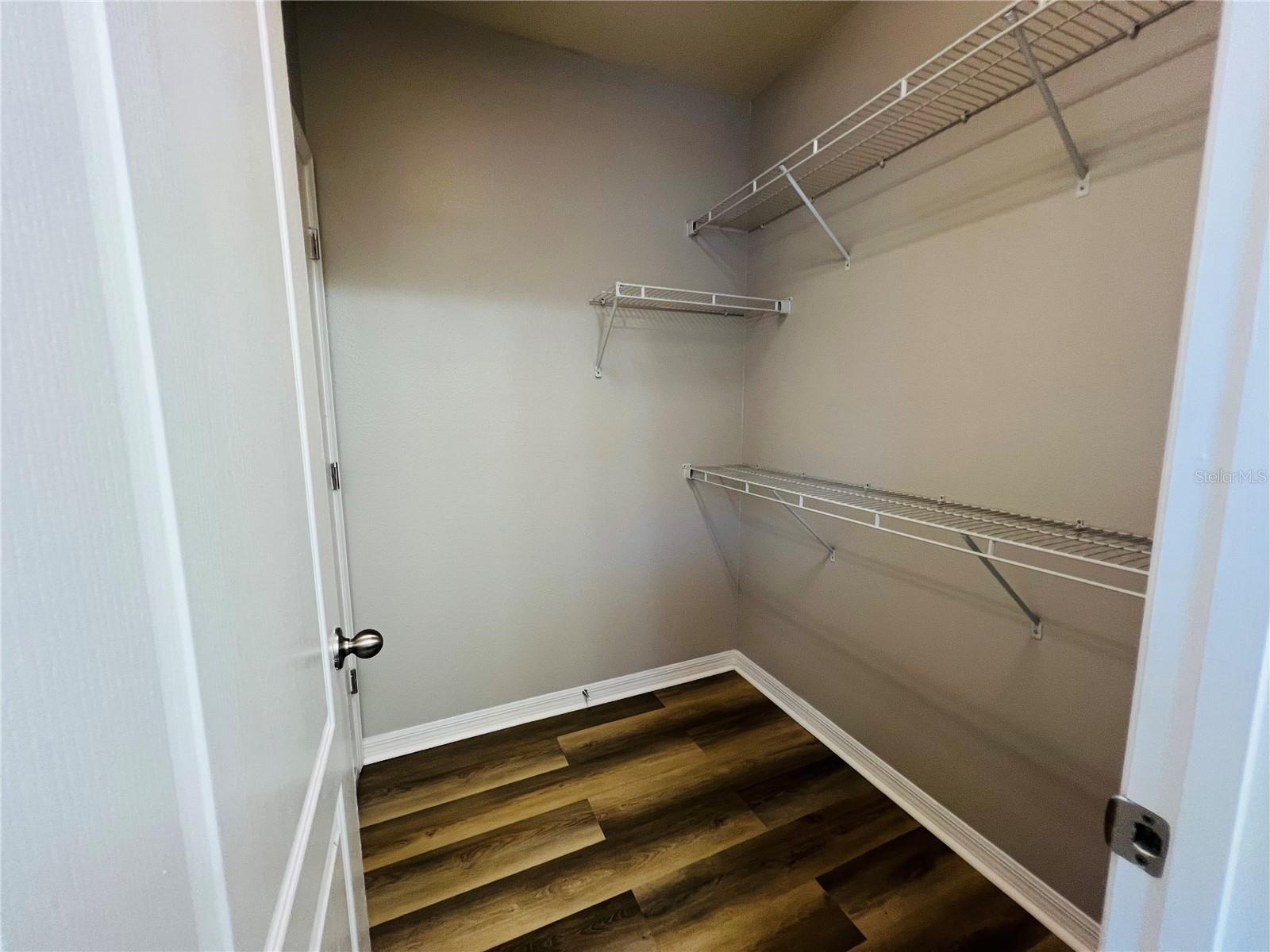 Image 18 of 26 For 6562 Goldenrod Road 80a