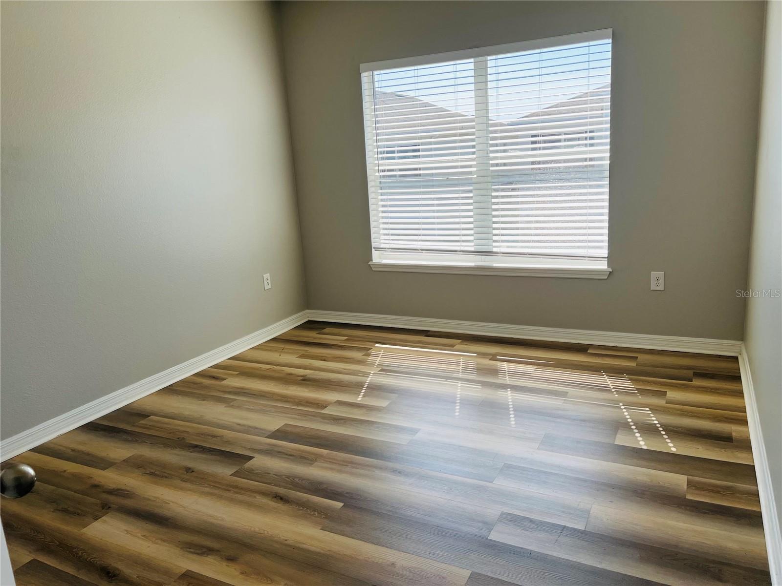 Image 19 of 26 For 6562 Goldenrod Road 80a