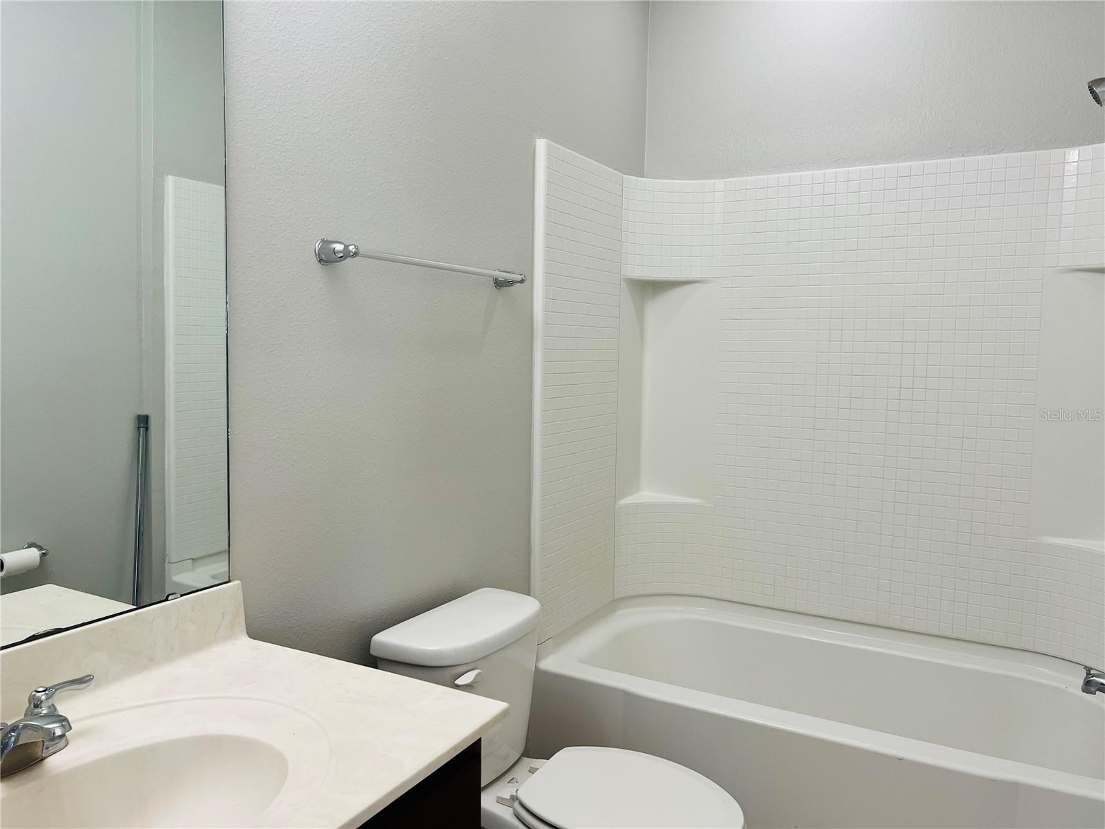 Image 21 of 26 For 6562 Goldenrod Road 80a