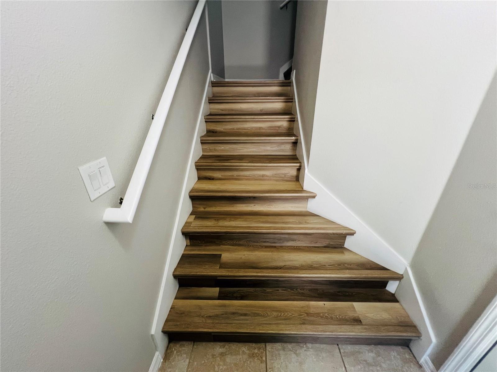 Image 4 of 26 For 6562 Goldenrod Road 80a