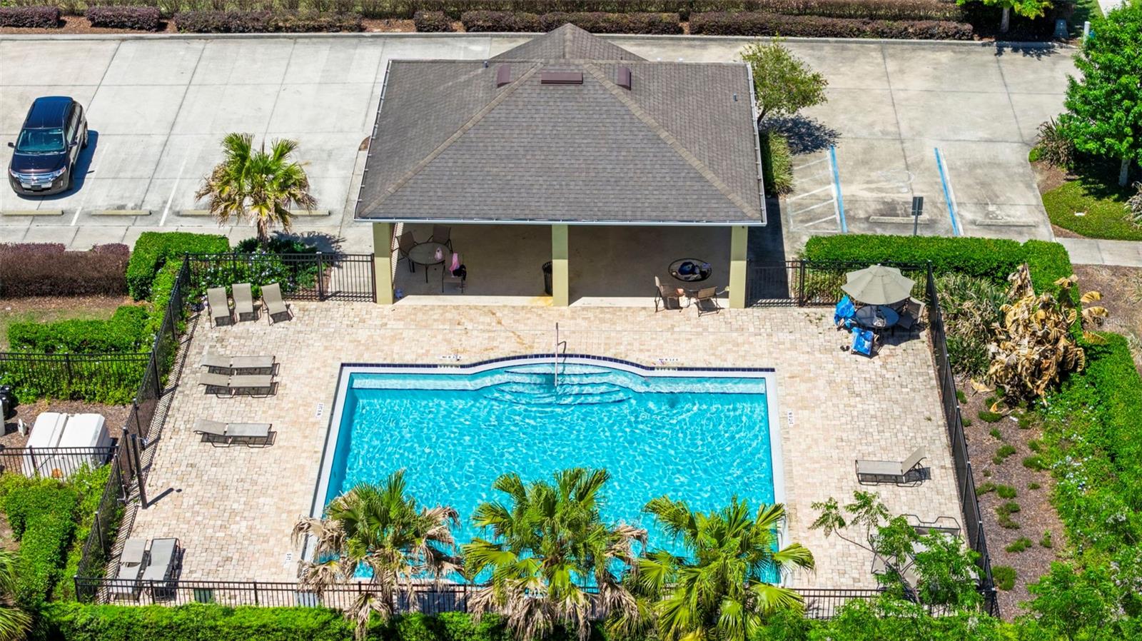 Image 52 of 66 For 3261 Bethpage Loop