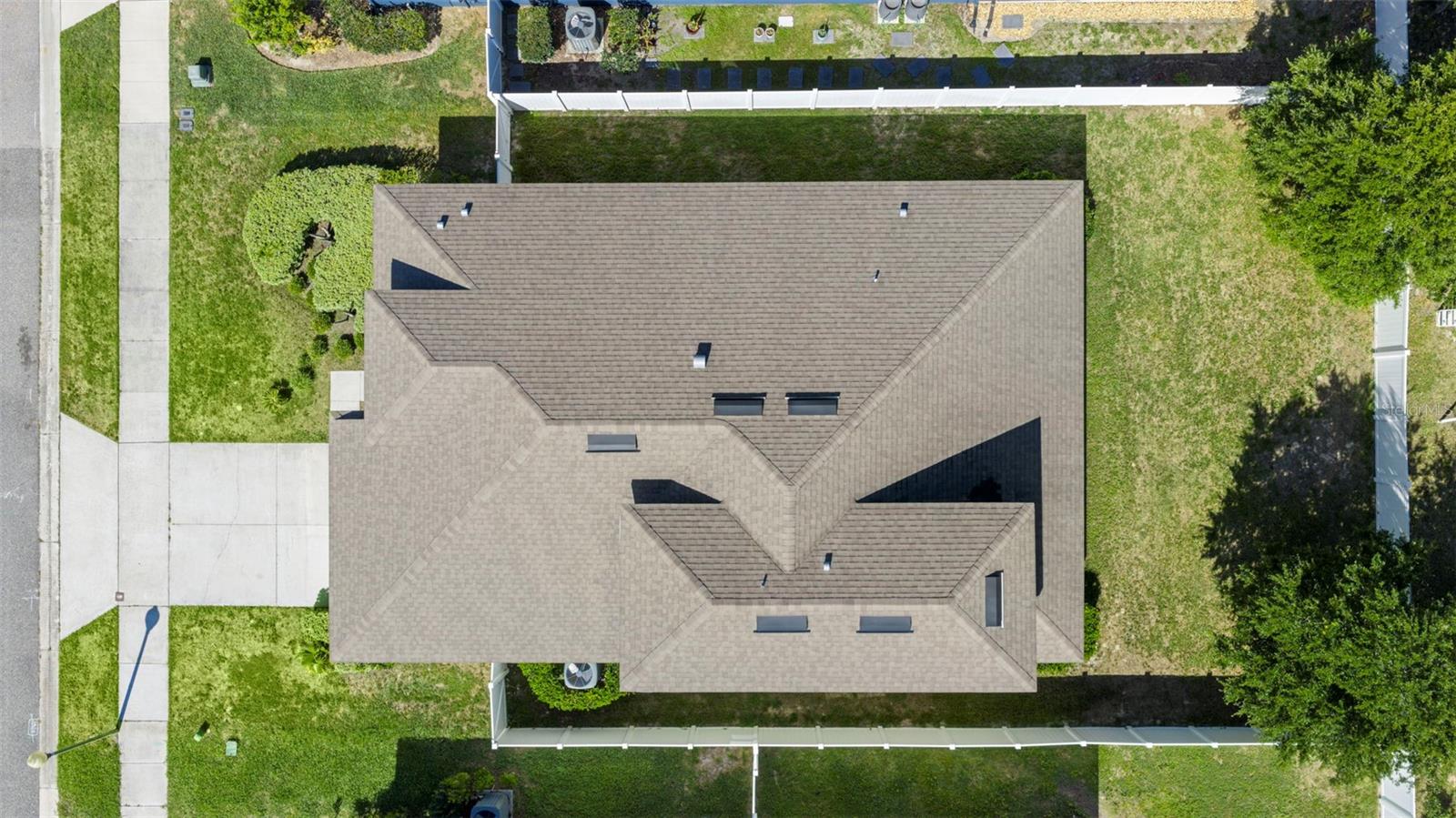 Image 64 of 66 For 3261 Bethpage Loop