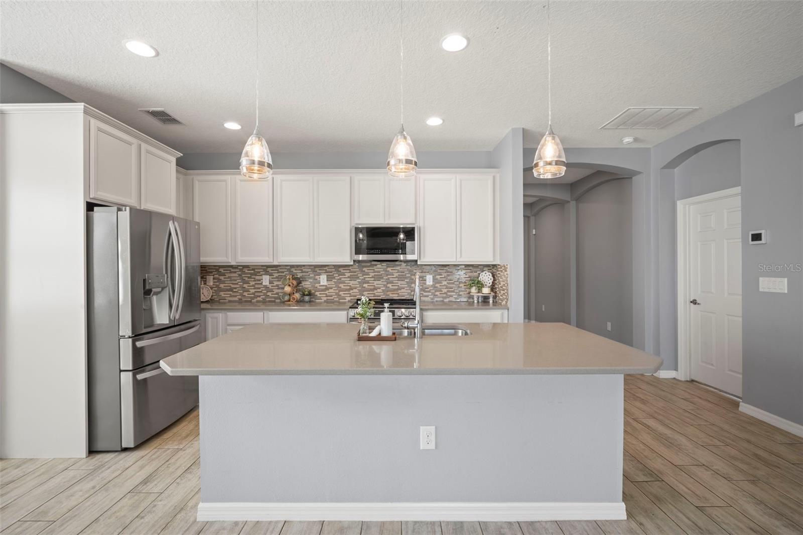 Image 9 of 66 For 3261 Bethpage Loop