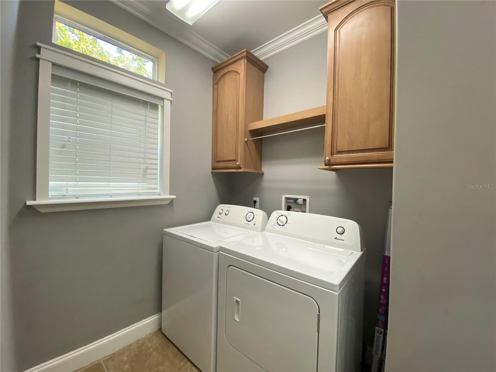 Image 16 of 17 For 653 Symonds Avenue