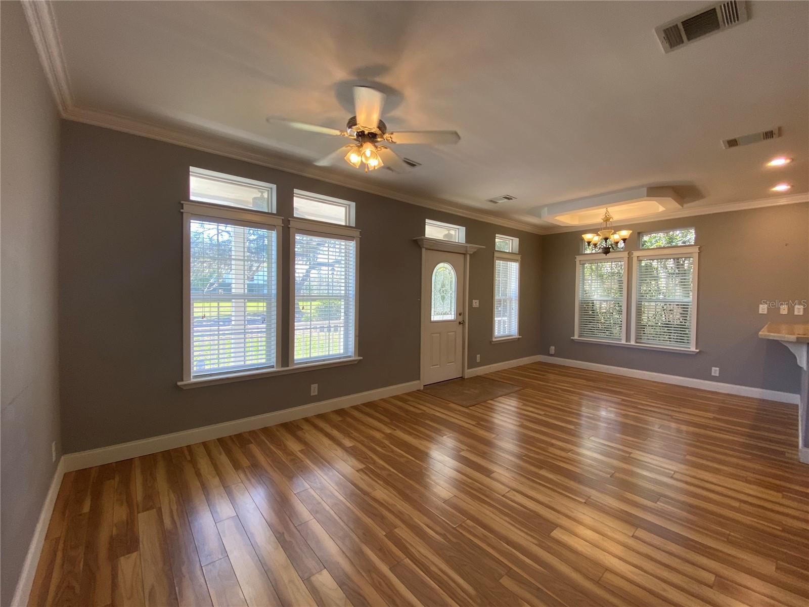 Image 3 of 17 For 653 Symonds Avenue