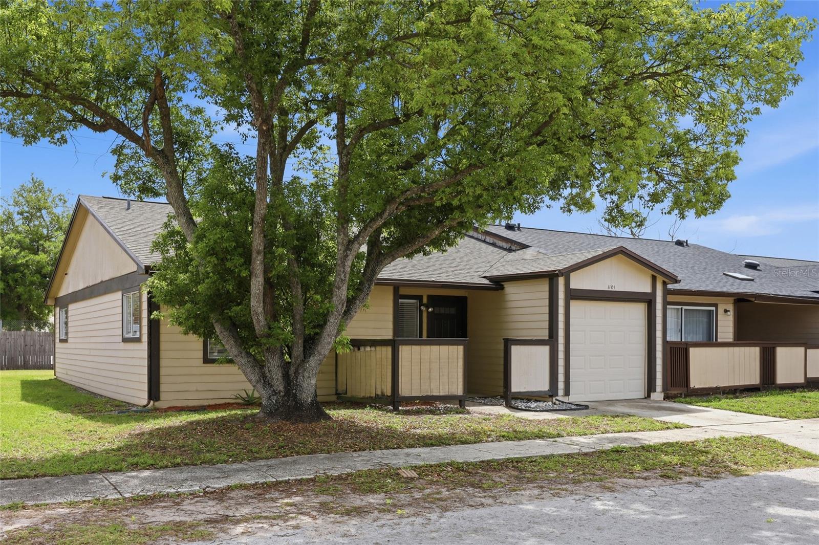 Image 10 of 34 For 1101 Alicante Avenue