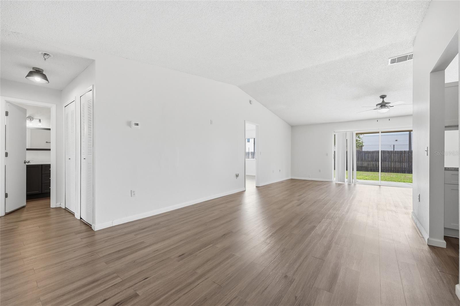 Image 14 of 34 For 1101 Alicante Avenue