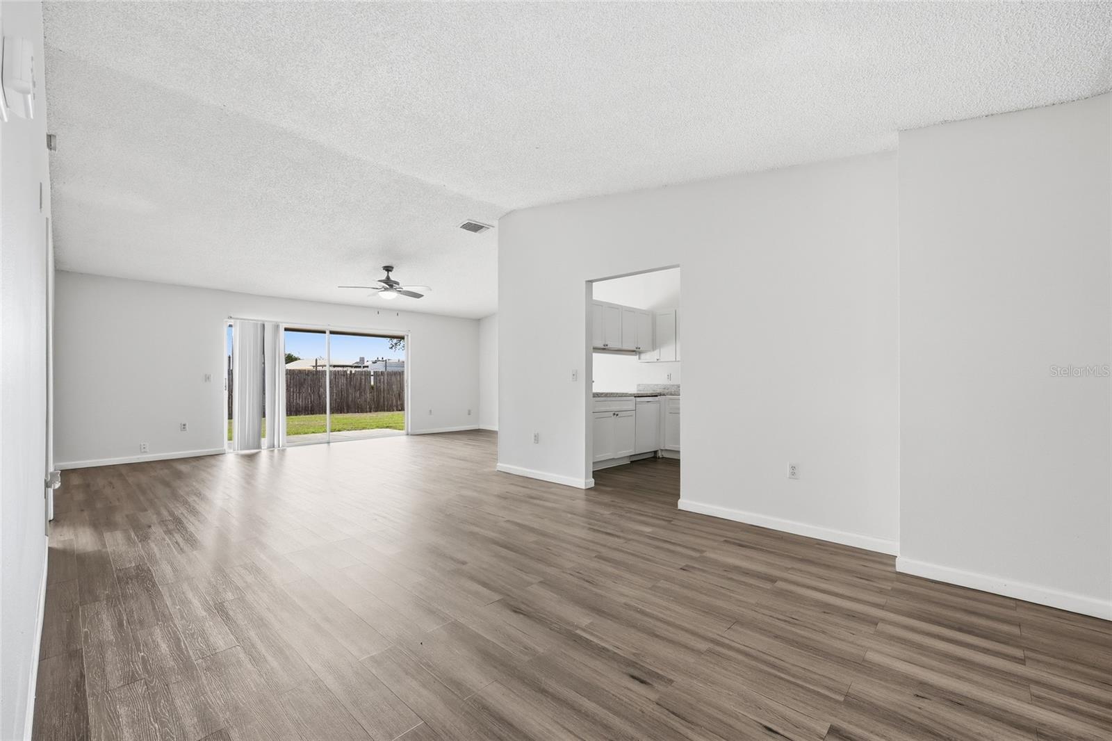 Image 15 of 34 For 1101 Alicante Avenue