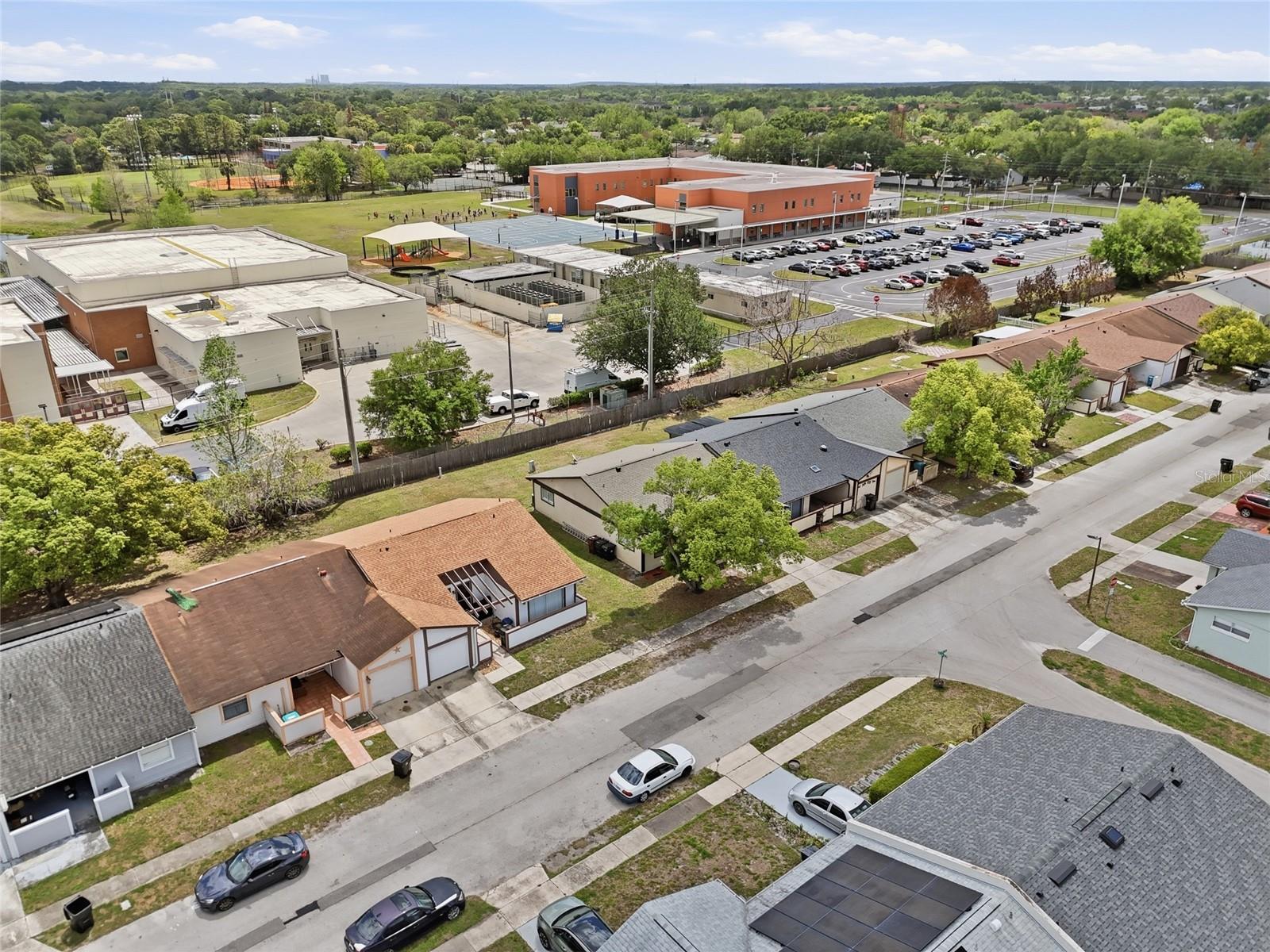 Image 5 of 34 For 1101 Alicante Avenue