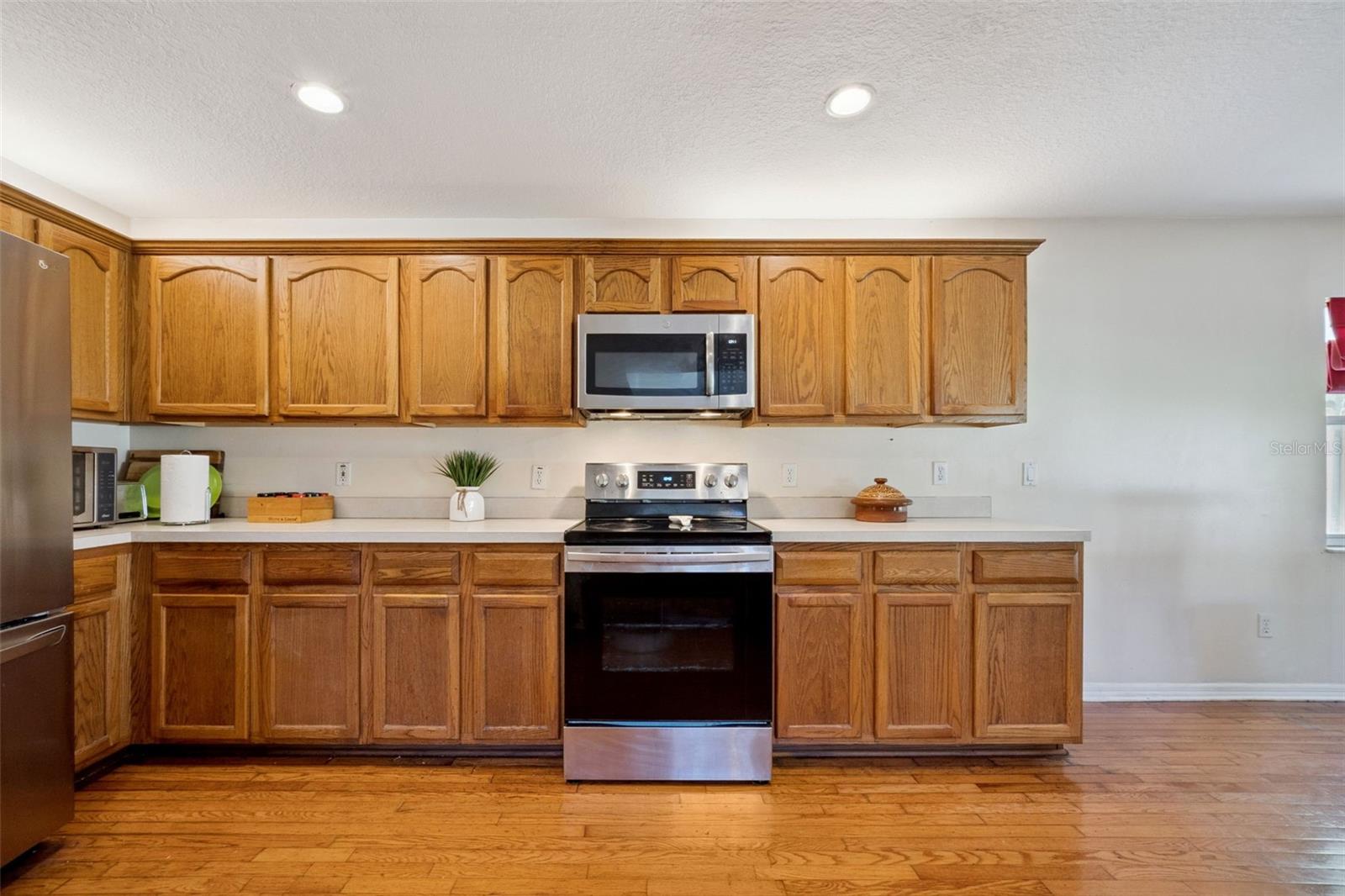 Image 15 of 49 For 436 Opal Court