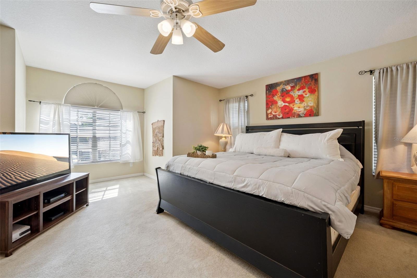 Image 25 of 49 For 436 Opal Court