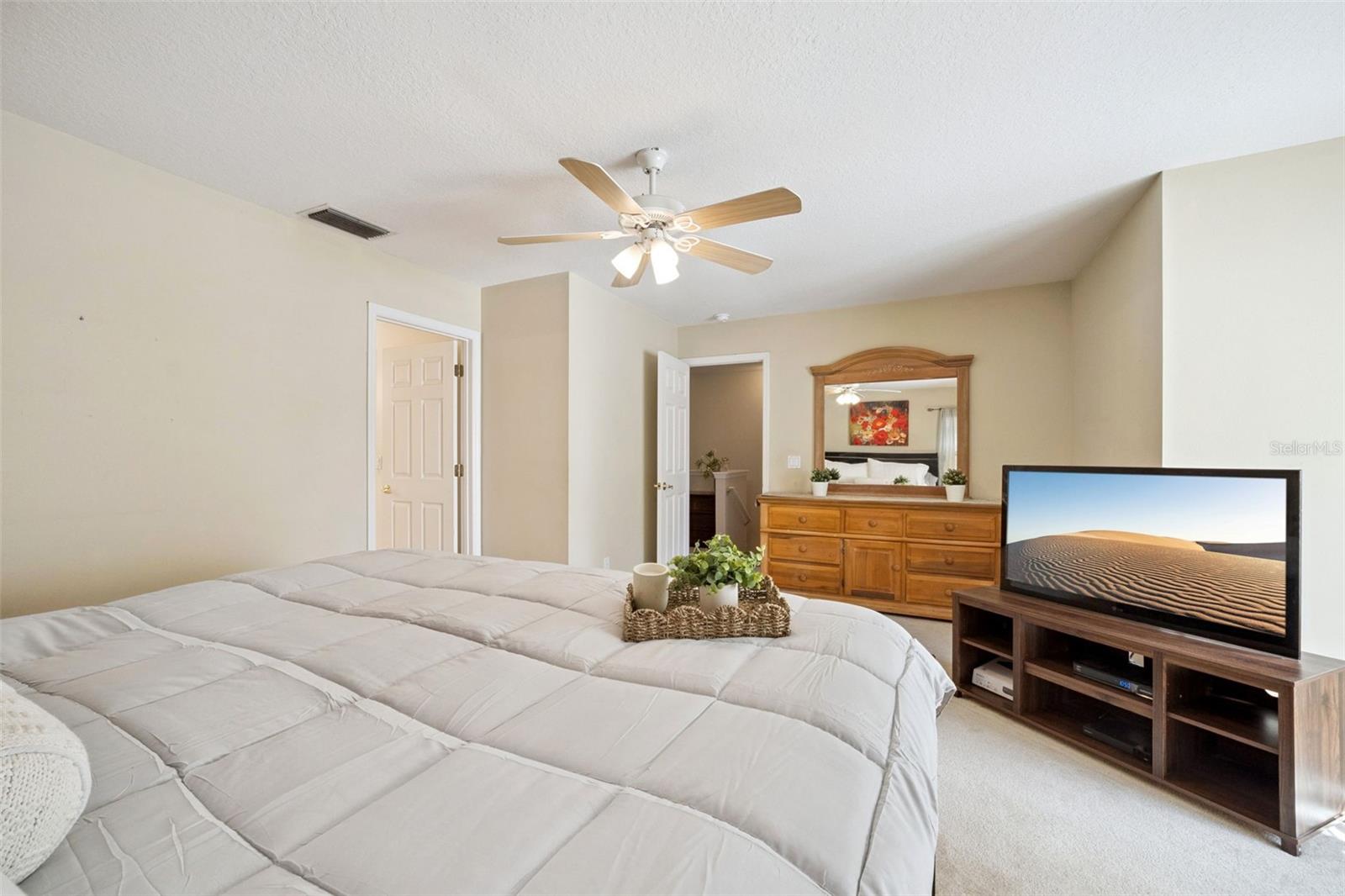 Image 26 of 49 For 436 Opal Court