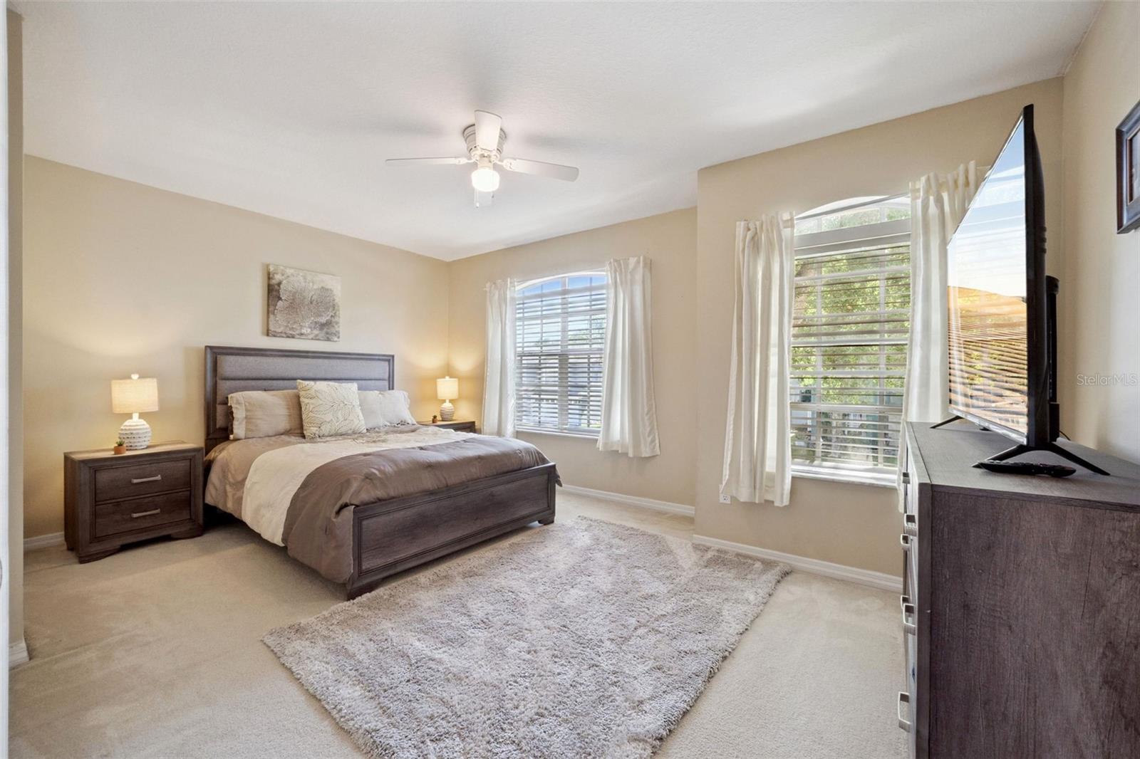 Image 32 of 49 For 436 Opal Court