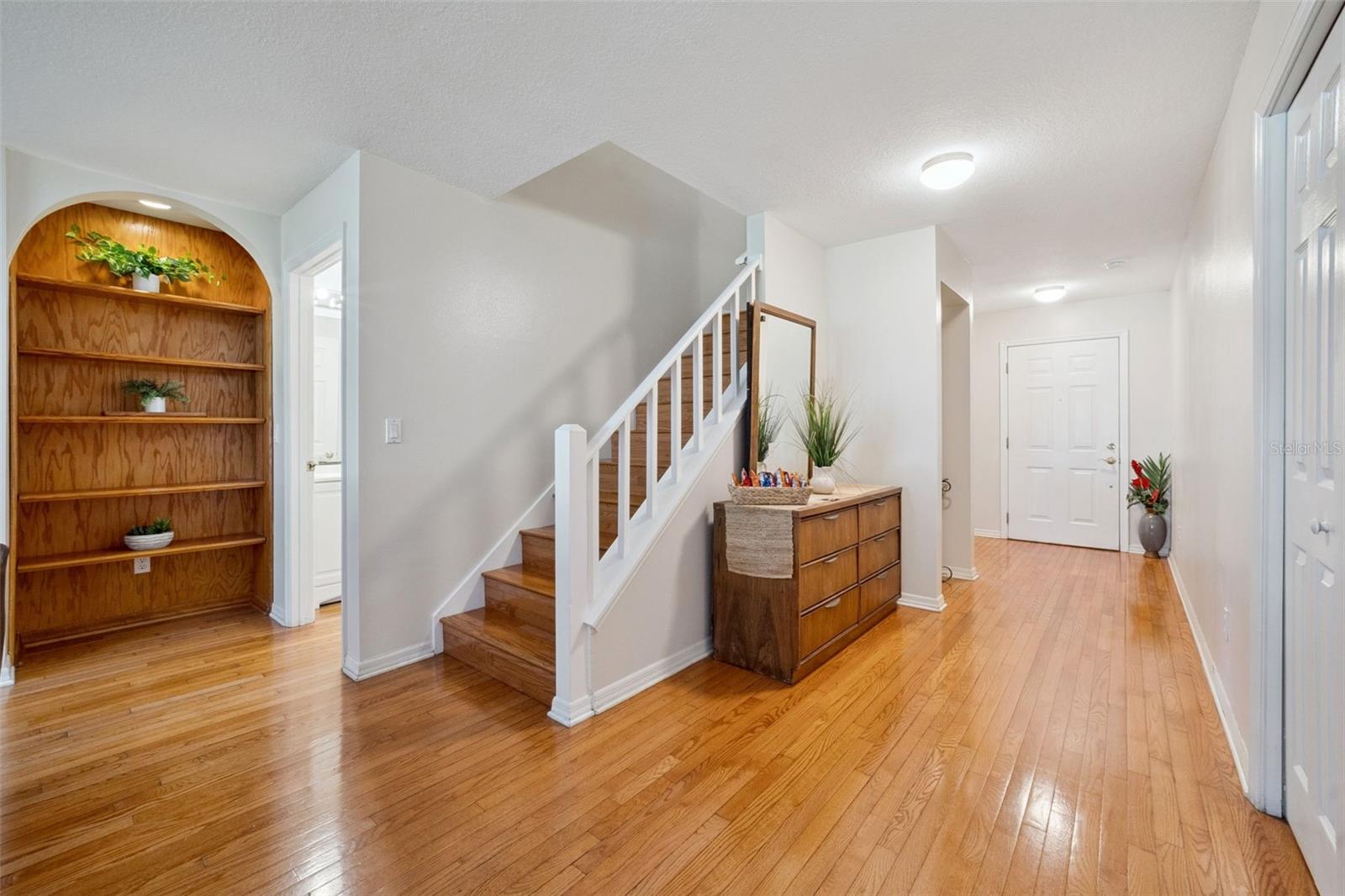 Image 4 of 49 For 436 Opal Court