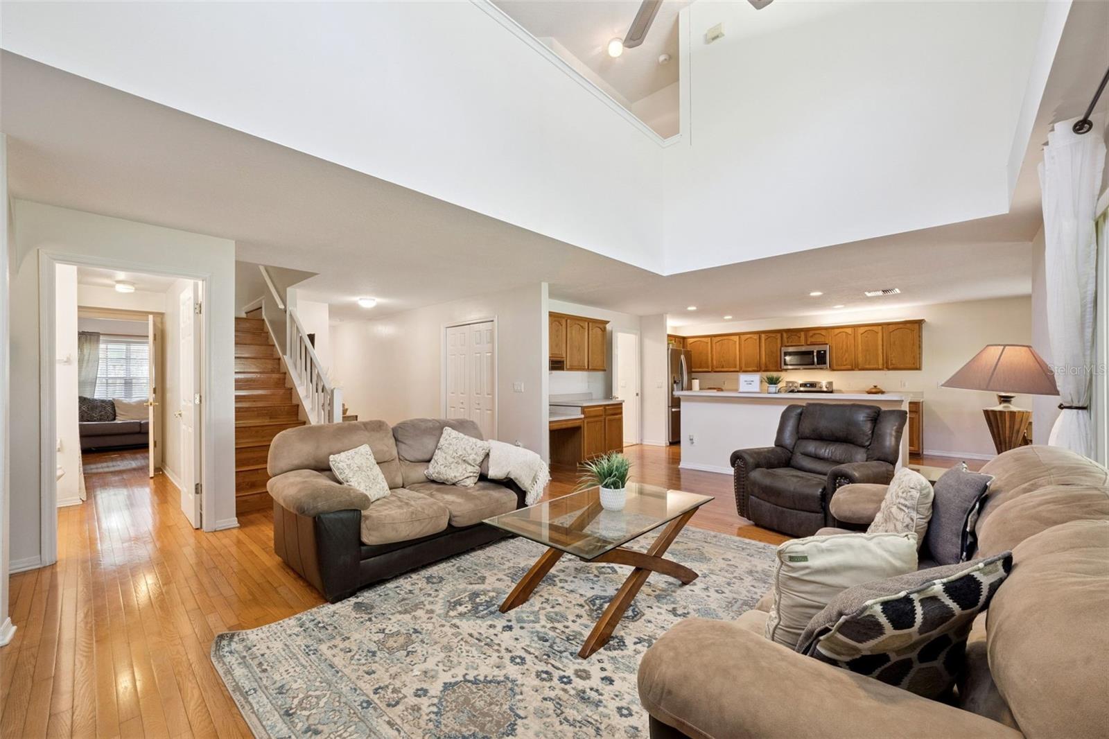 Image 7 of 49 For 436 Opal Court