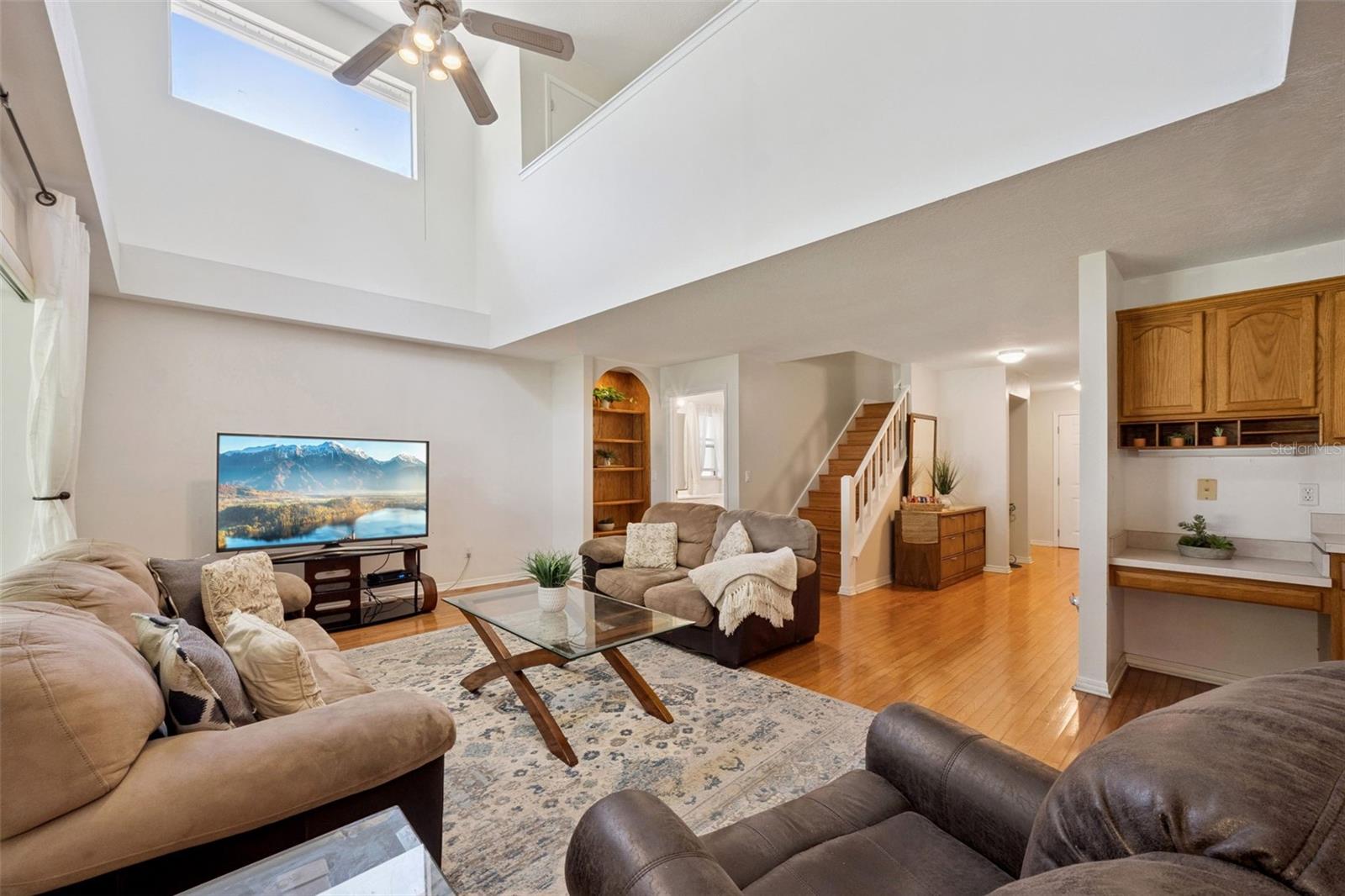 Image 8 of 49 For 436 Opal Court