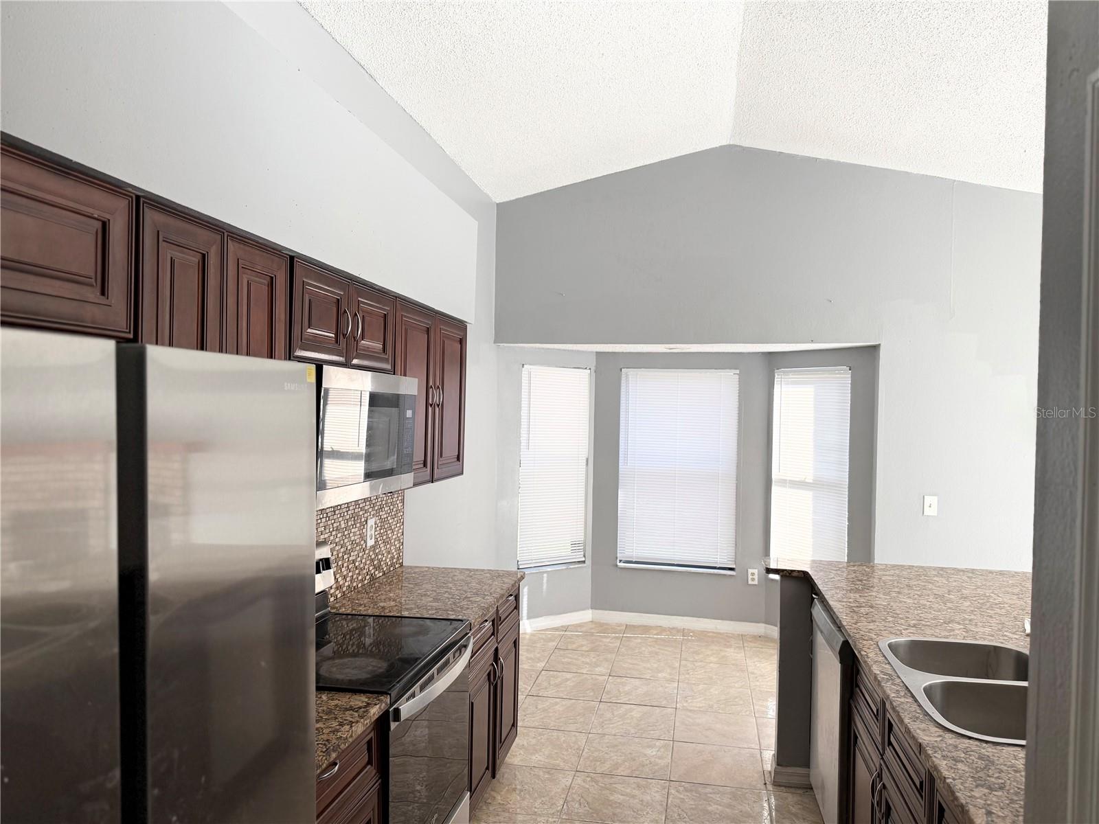 Image 7 of 10 For 3402 Bretwood Drive