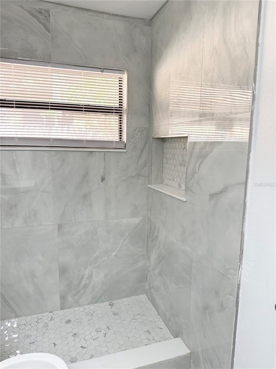 Image 9 of 10 For 3402 Bretwood Drive