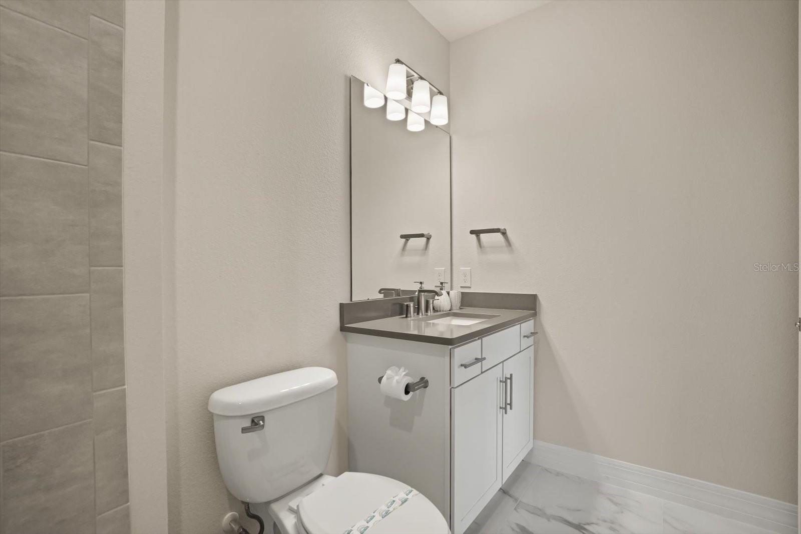 Listing photo id 37 for 8352 Park Cliff Way