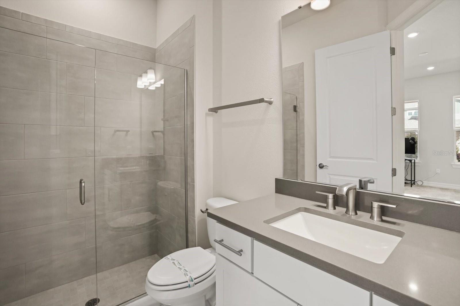 Listing photo id 38 for 8352 Park Cliff Way