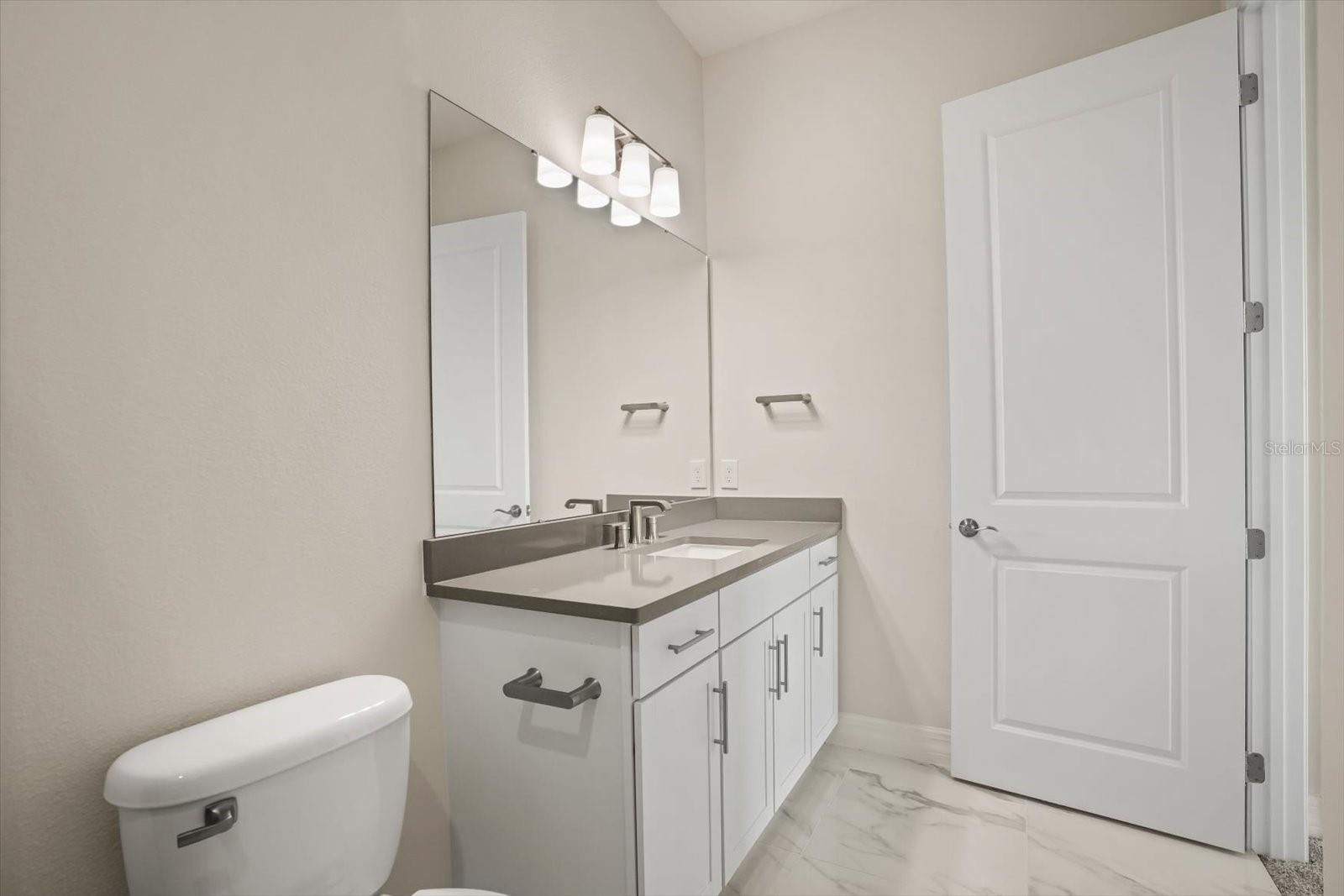 Listing photo id 41 for 8352 Park Cliff Way