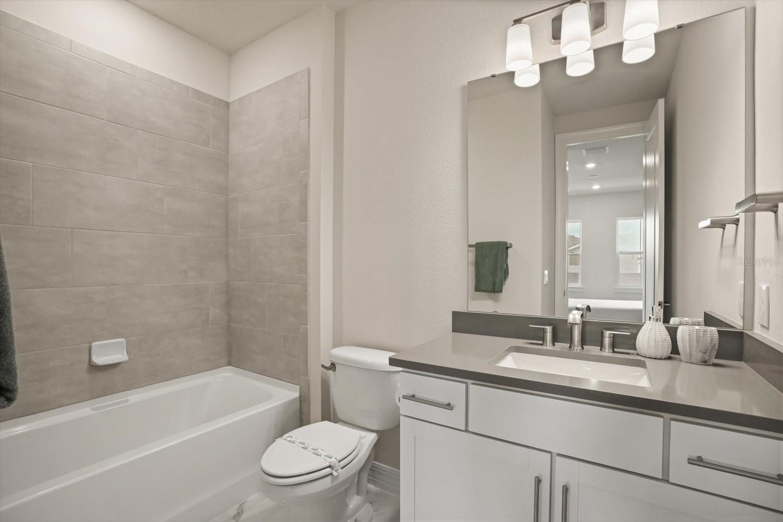 Listing photo id 48 for 8352 Park Cliff Way