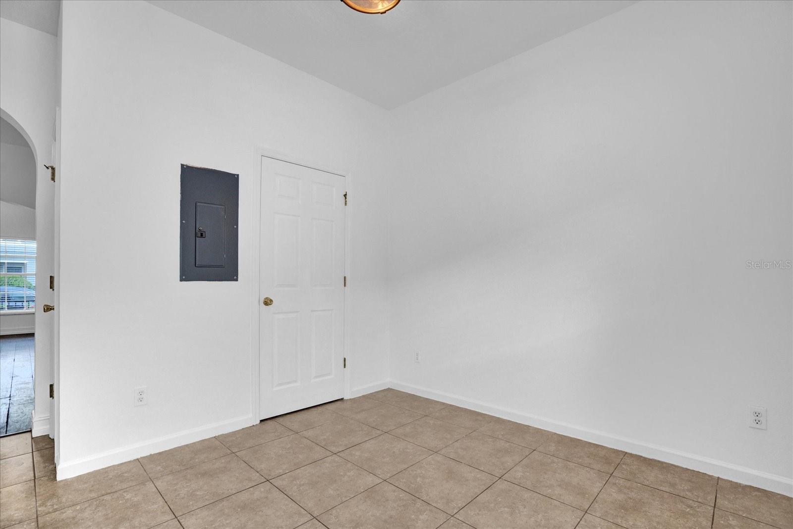 Image 12 of 28 For 16130 Old Ash Loop