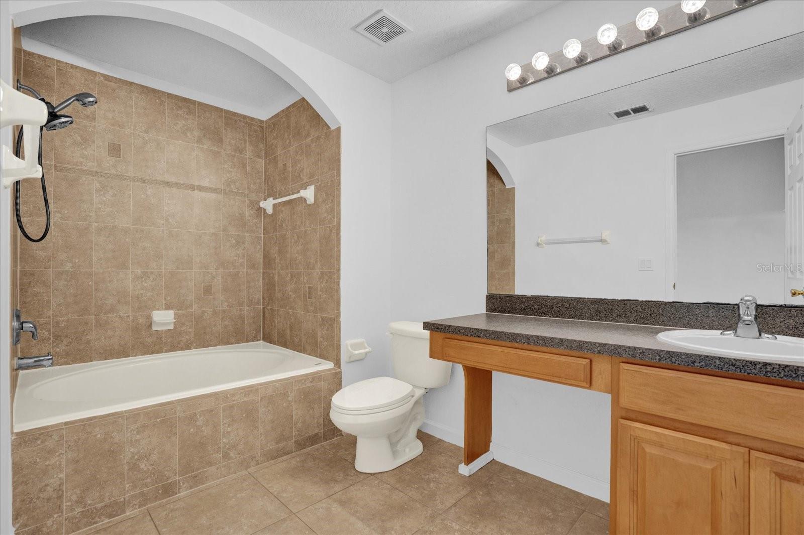 Image 16 of 28 For 16130 Old Ash Loop