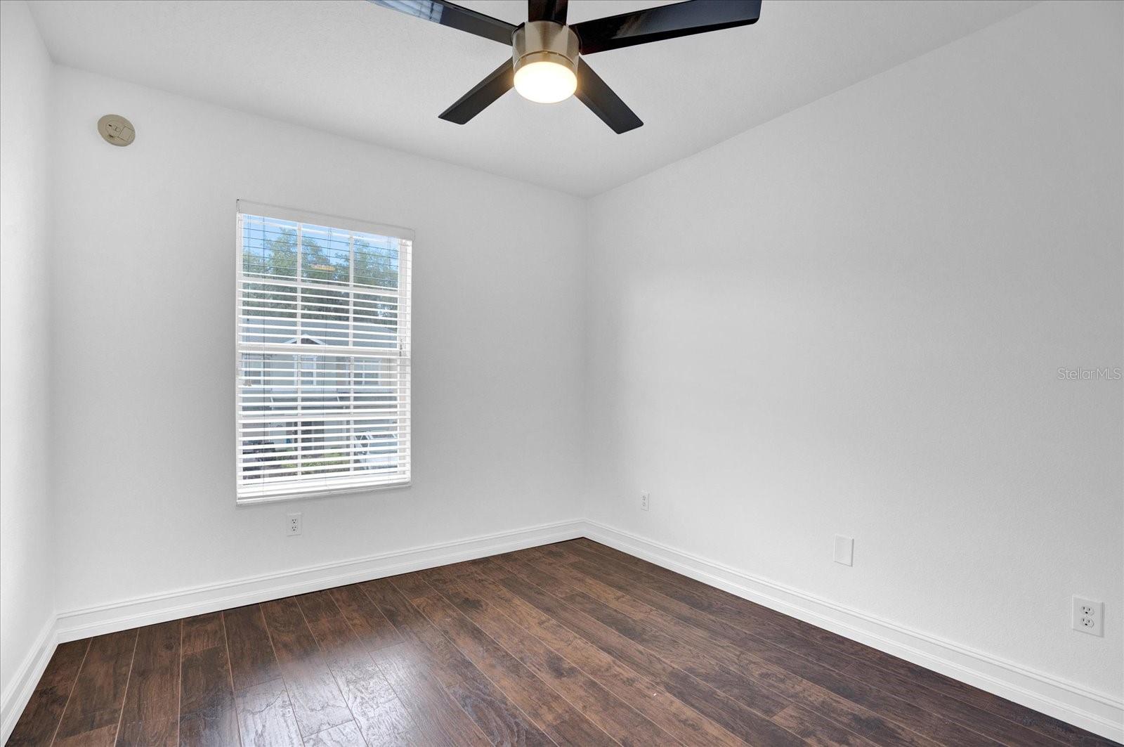 Image 19 of 28 For 16130 Old Ash Loop