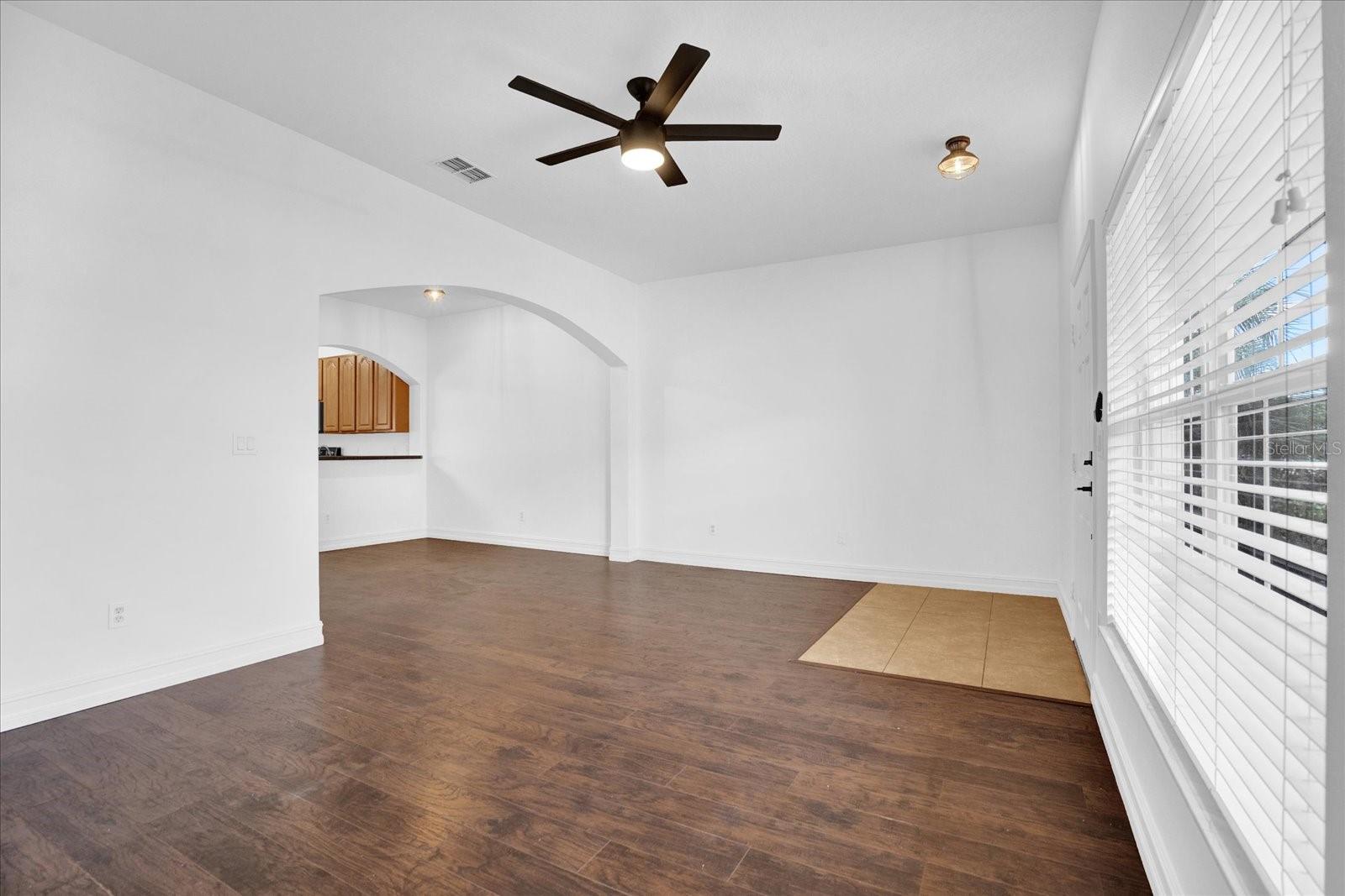 Image 7 of 28 For 16130 Old Ash Loop