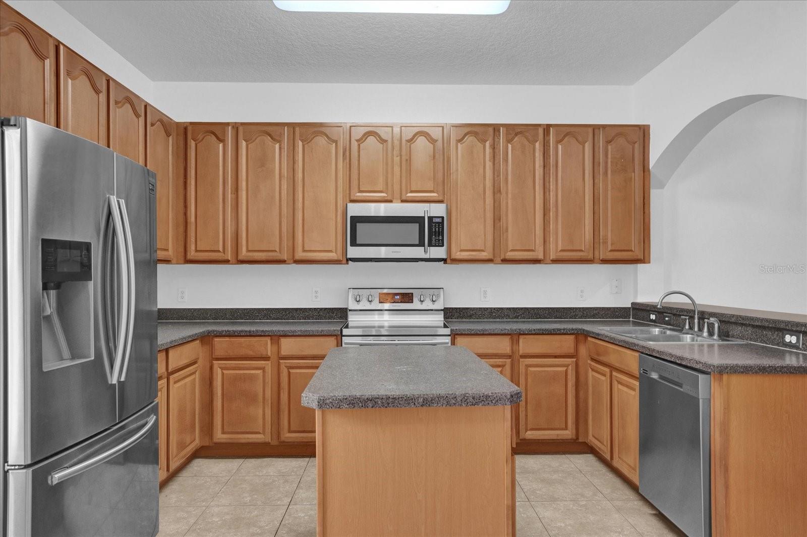 Image 9 of 28 For 16130 Old Ash Loop