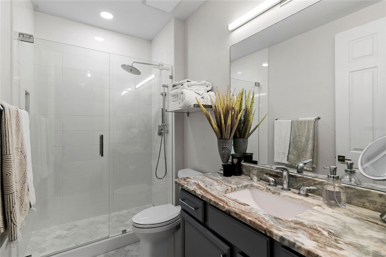 Listing photo id 25 for 1845 Common Way Road 28-103