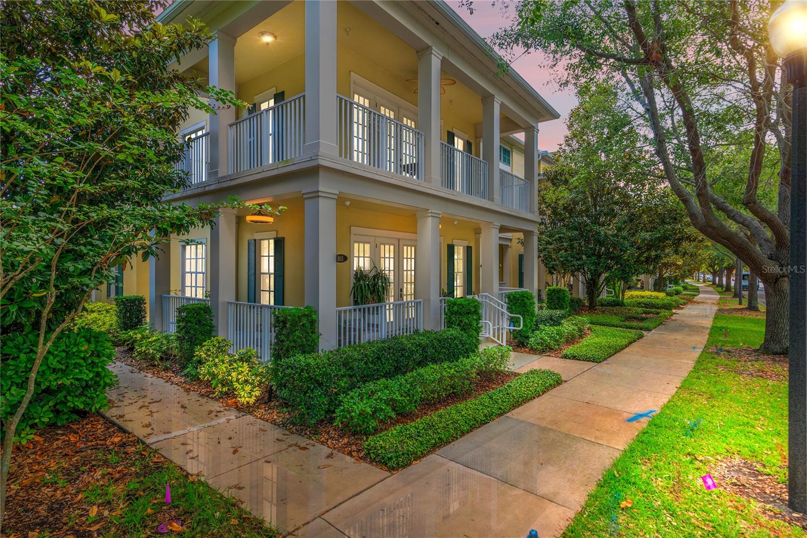Listing photo id 1 for 1845 Common Way Road 28-103