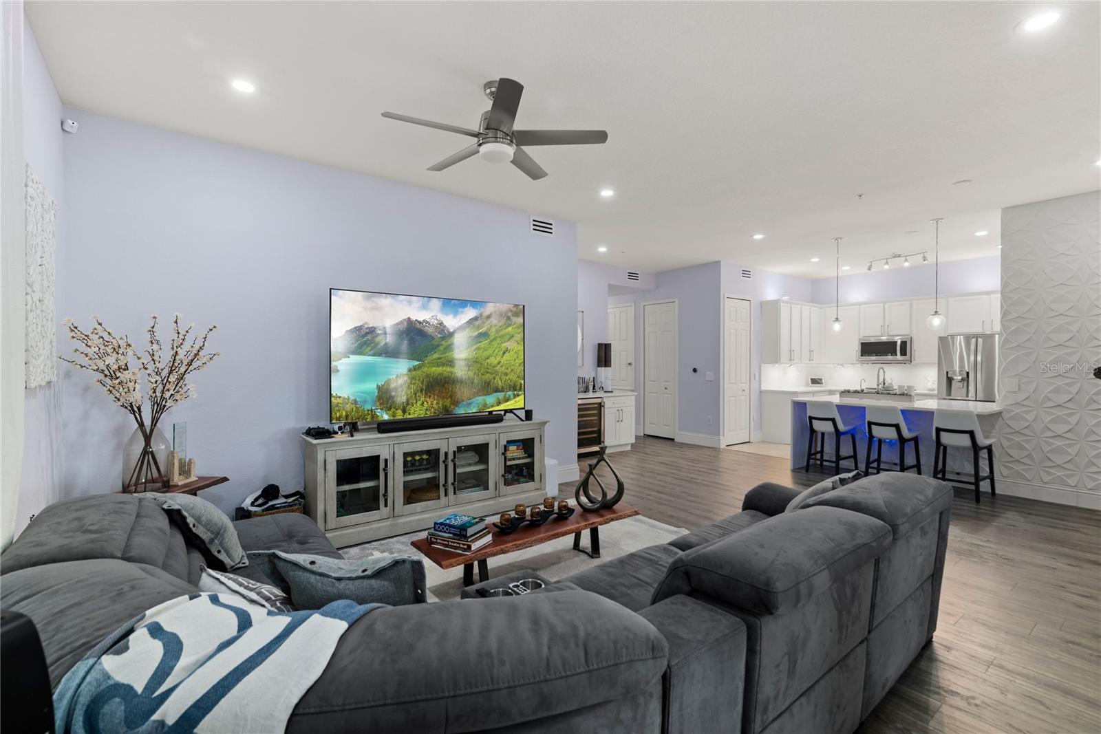 Listing photo id 6 for 1845 Common Way Road 28-103