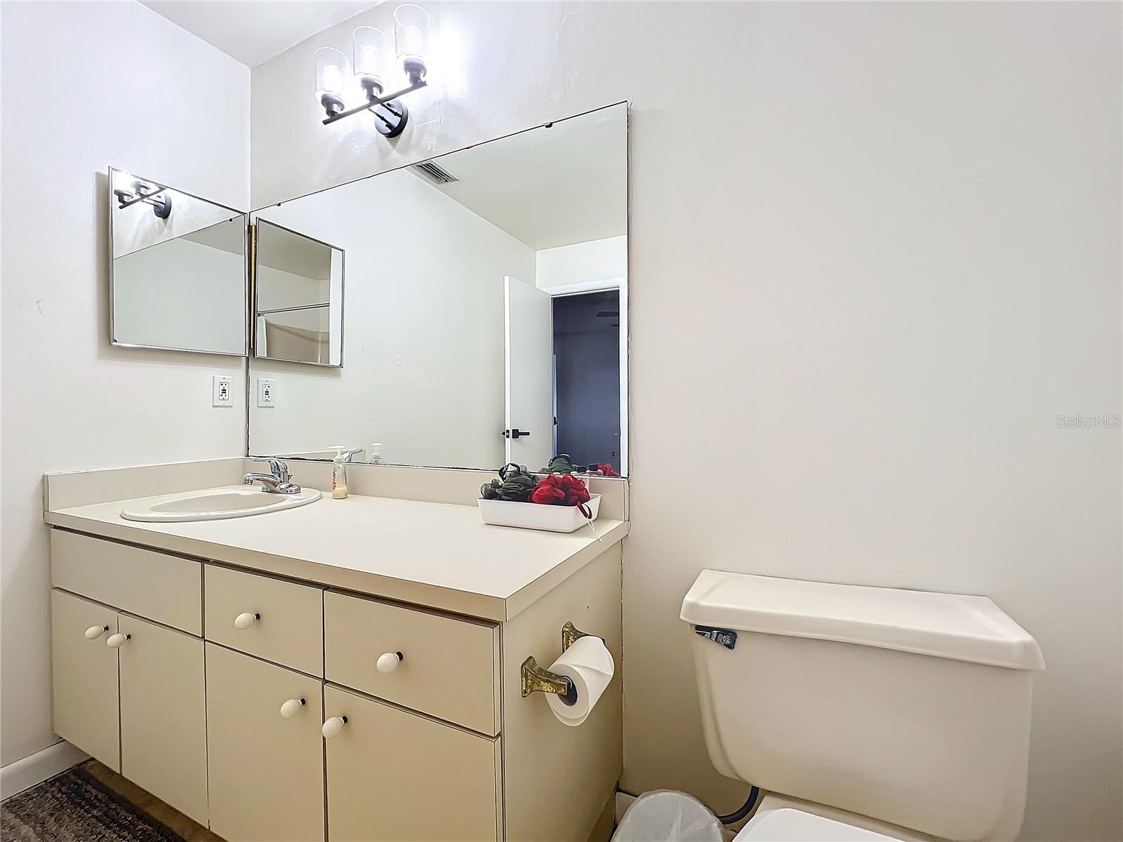 Image 32 of 55 For 4166 Plantation Cove Drive 505