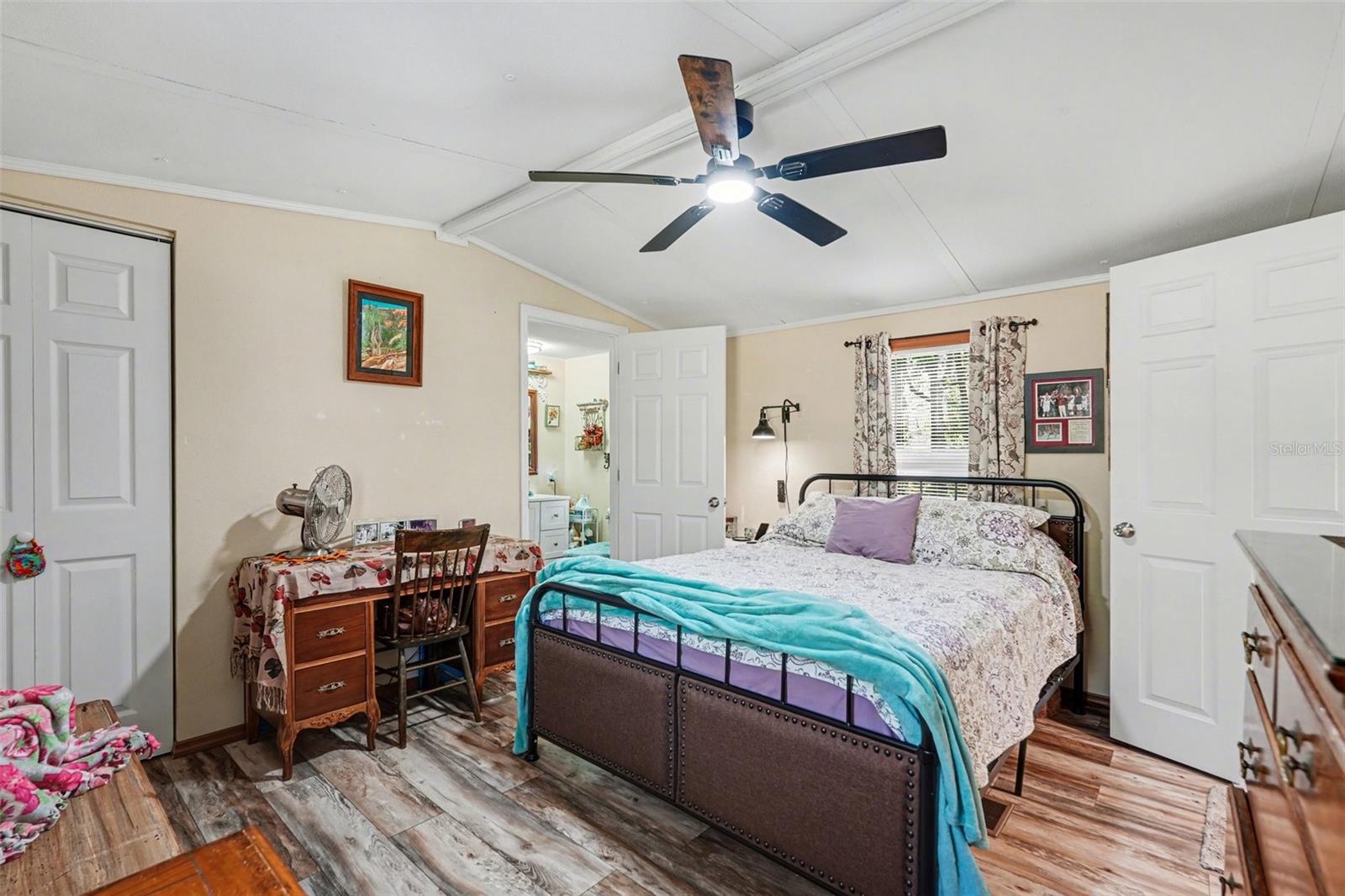 Image 14 of 30 For 9243 Cooper Terrace