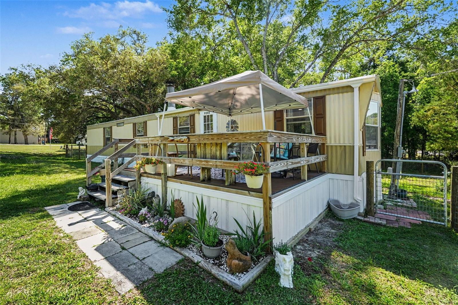 Image 23 of 30 For 9243 Cooper Terrace