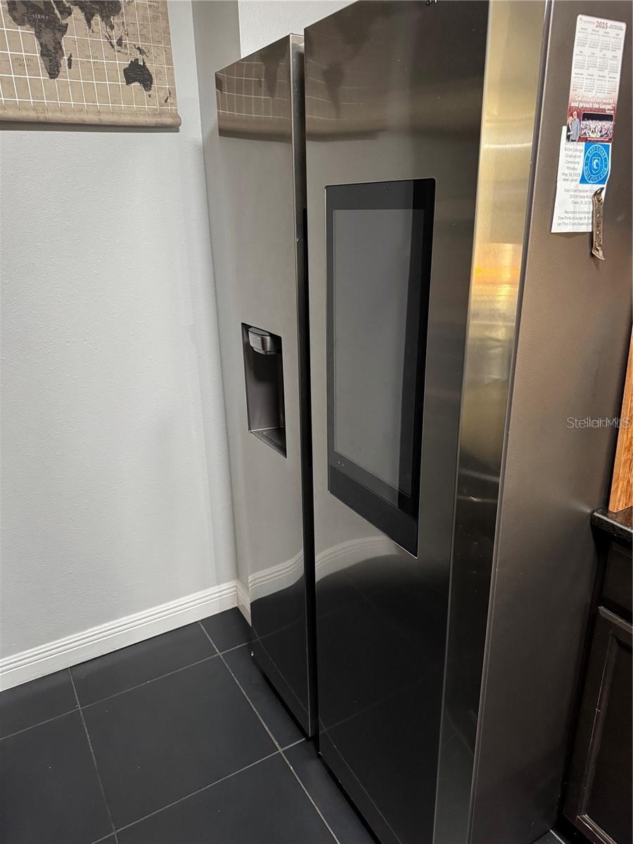 Image 16 of 37 For 1950 Summer Club Drive 202