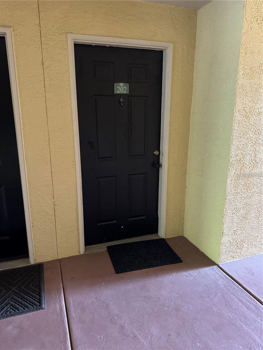 Image 3 of 37 For 1950 Summer Club Drive 202